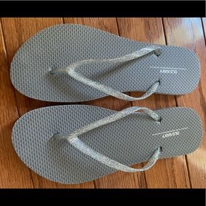 Flip flops - Size 9